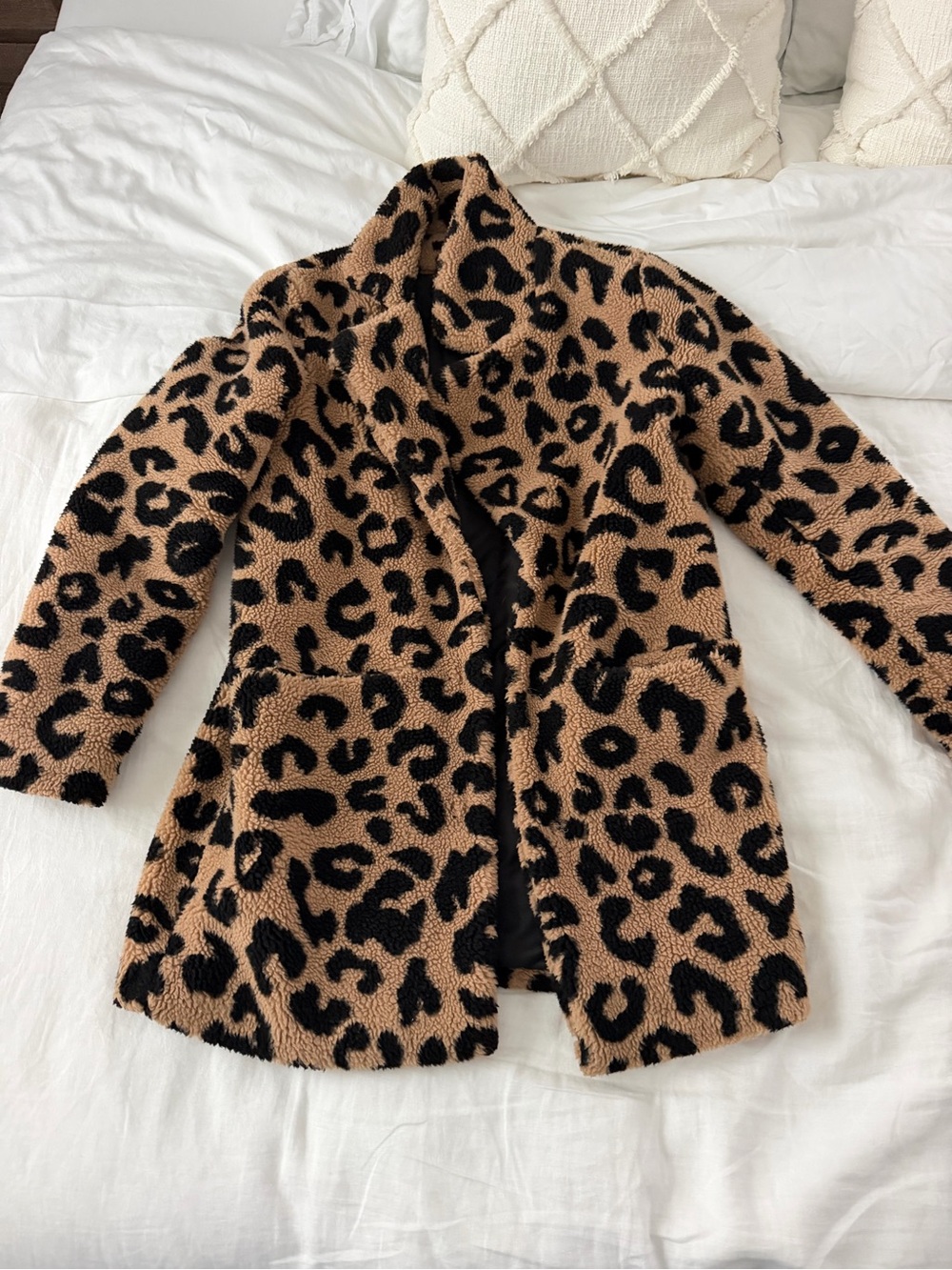 Apparis Tan and Black Leopard Teddy coat size S excellent condition